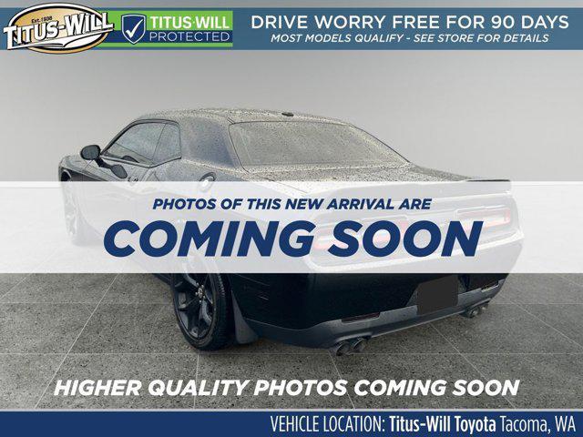 2016 dodge challenger sxt