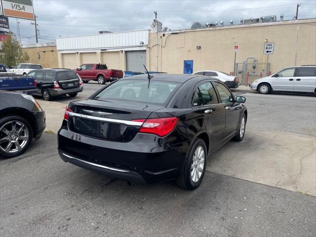 2013 chrysler 200 limited