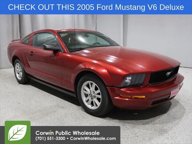 2005 ford mustang deluxe