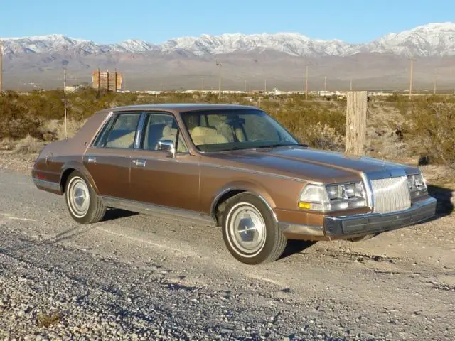 1986 lincoln continental one owner 85000 miles just beautiful condition no rust