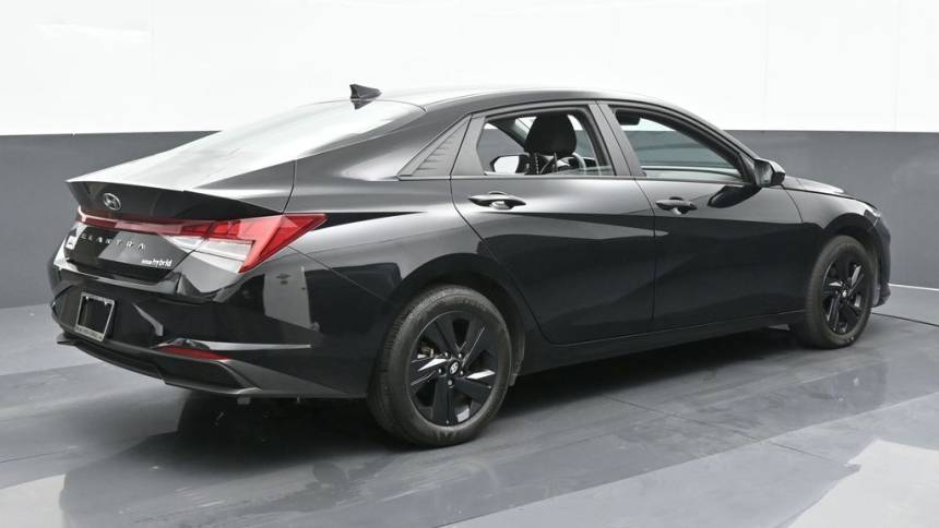 2023 hyundai elantra hybrid blue