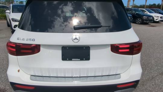 2025 Mercedes-Benz GLB