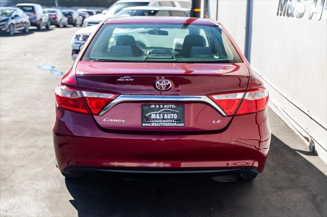 2015 toyota camry le