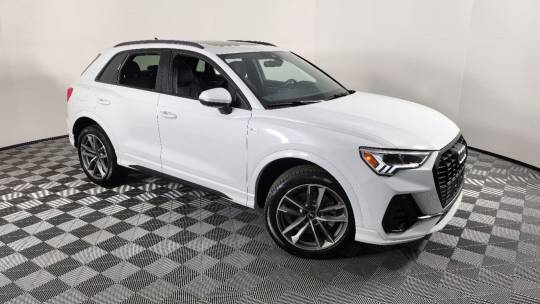 2022 Audi Q3