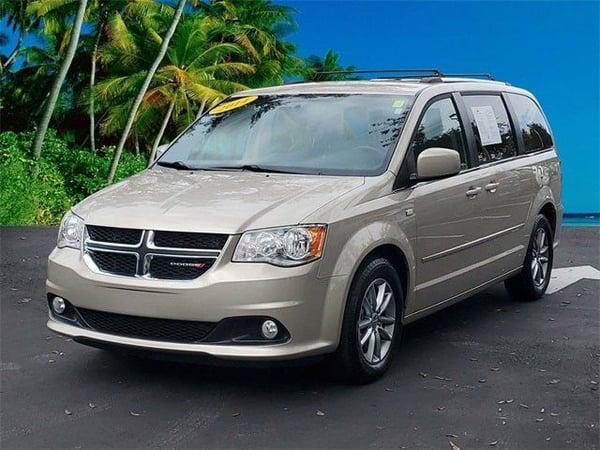2014 dodge grand caravan in hartford, wisconsin