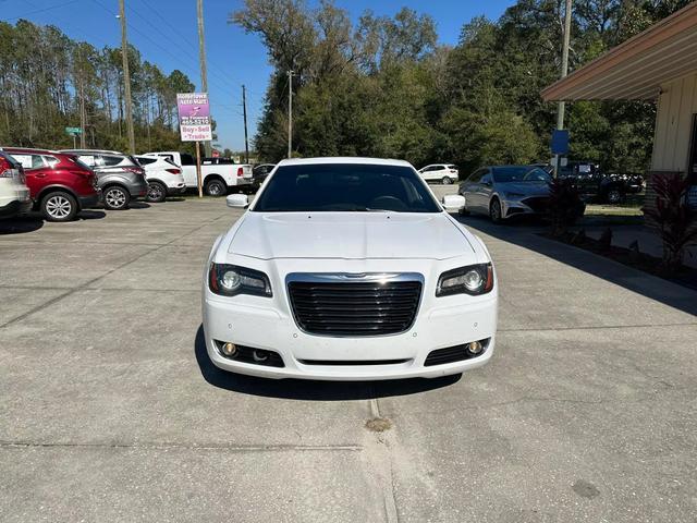 2013 chrysler 300 s