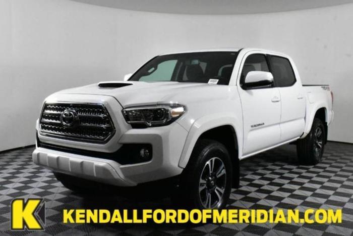 2016 toyota tacoma trd sport 4x4 trd sport 4dr double cab 5.0 ft sb 6a for sale in meridian, idaho