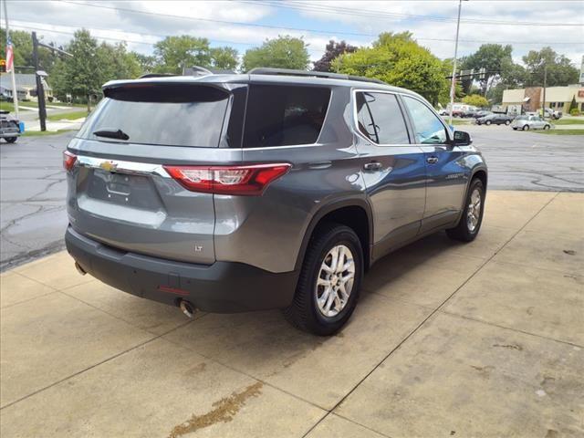 2021 chevrolet traverse lt cloth