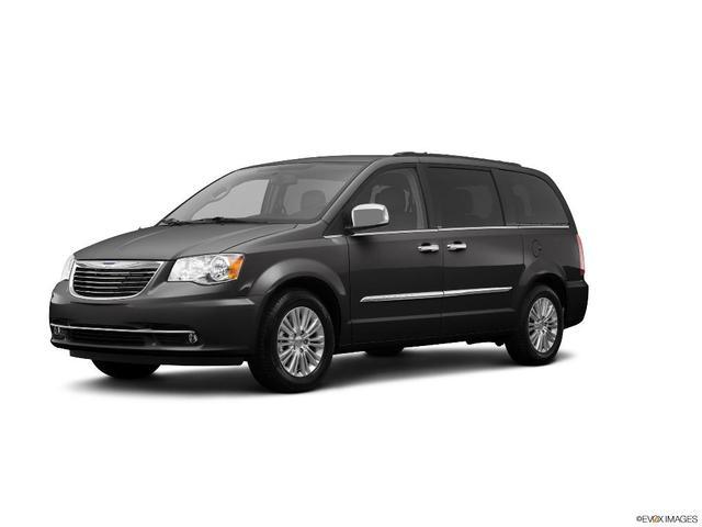 2013 chrysler town & country in corunna, michigan