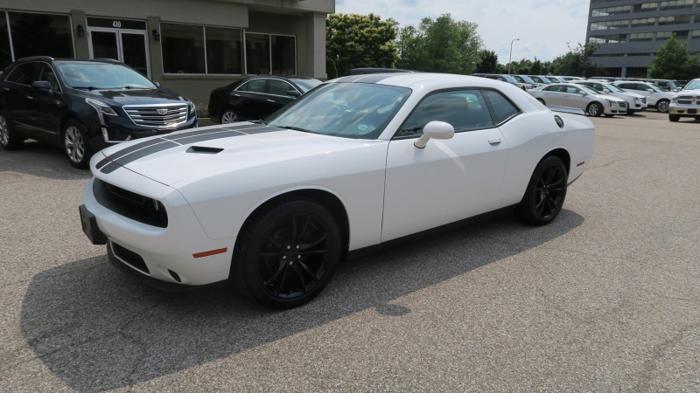 used 2016 dodge challenger sxt louisville, ky 40202 for sale in louisville, kentucky