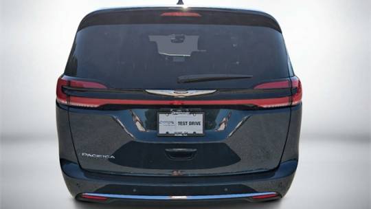 2025 Chrysler Pacifica