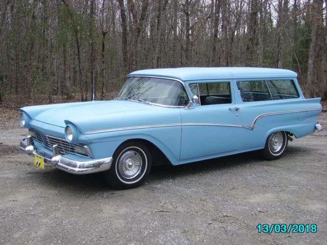 1957 ford ranch wagon w/del rio trim (not chevy nomad)