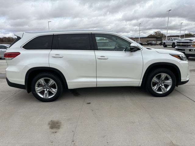 2018 toyota highlander limited