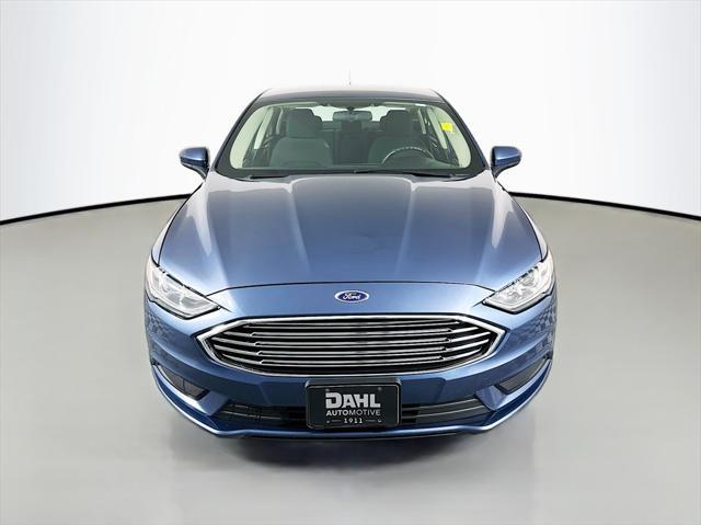2018 ford fusion se