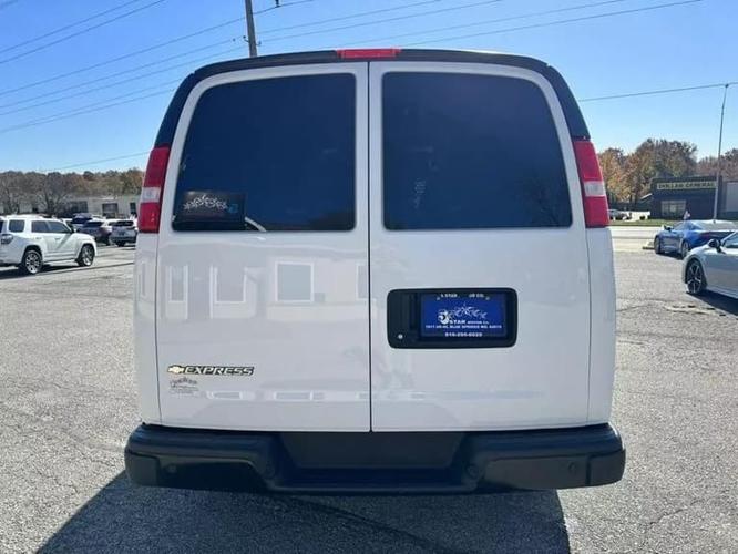 2021 chevrolet express 2500 cargo regular van 3d in blue springs, missouri