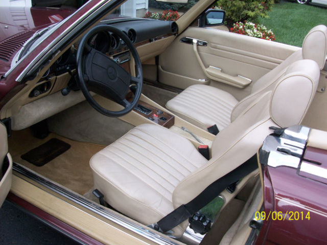 1988 mercedes-benz 560 sl convertible – all original, nearly all service records