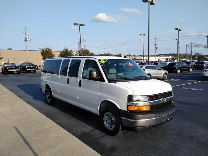 used 2017 chevrolet express 3500 lt extended passenger kinston, nc 28504 for sale in kinston, north carolina
