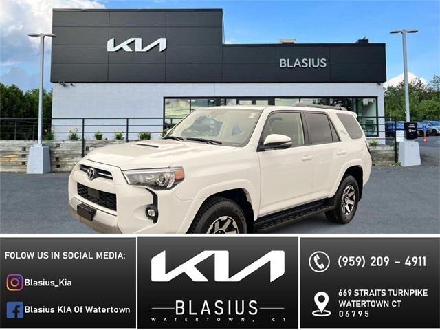 2022 toyota 4runner trd off road premium