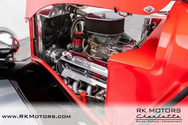 1933 ford deluxe victoria red sedan 302 v8 4 speed automatic
