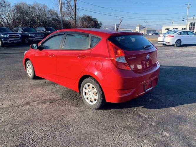 used 2013 hyundai accent gs hatchback watertown, ny 13601 for sale in glen park, new york