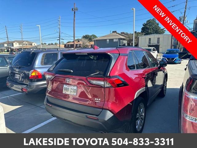 2021 toyota rav4 xle premium