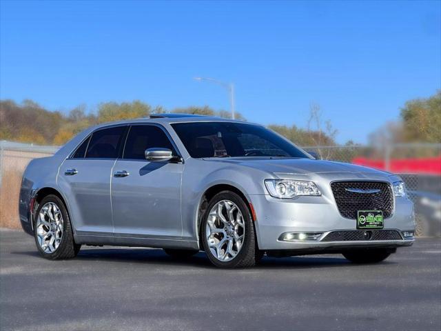 2019 chrysler 300 c