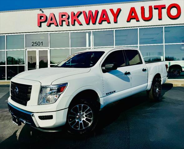 2022 nissan titan sv