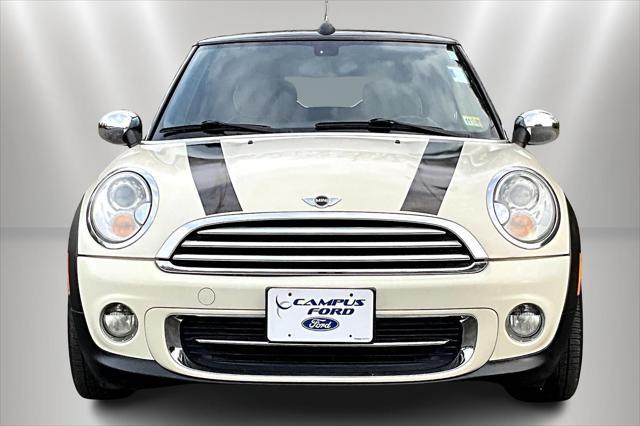 2011 mini cooper base