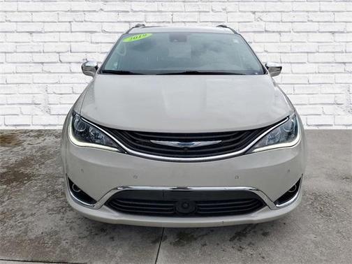 2019 chrysler pacifica hybrid in co bluffs, iowa