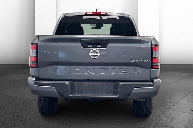 2023 nissan frontier sv