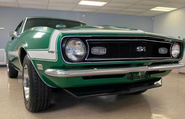 green chevrolet camaro with 26662 miles available now!