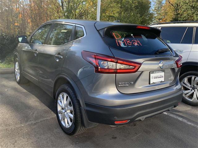 2022 nissan rogue sport s