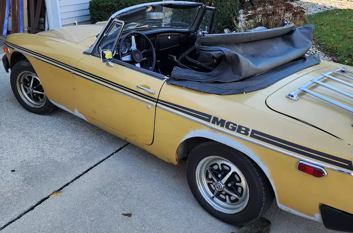 1974 mg mgb convertible brown black