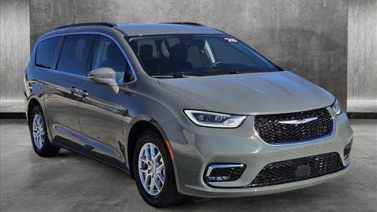 2022 chrysler pacifica touring l