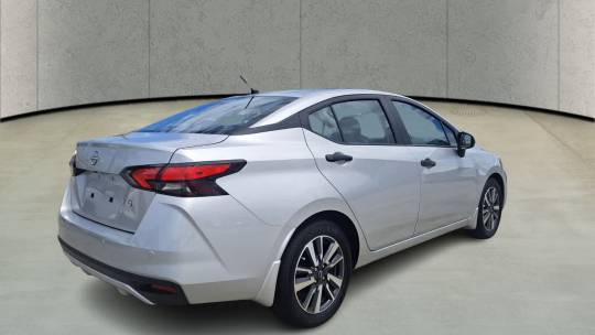 2024 Nissan Versa s