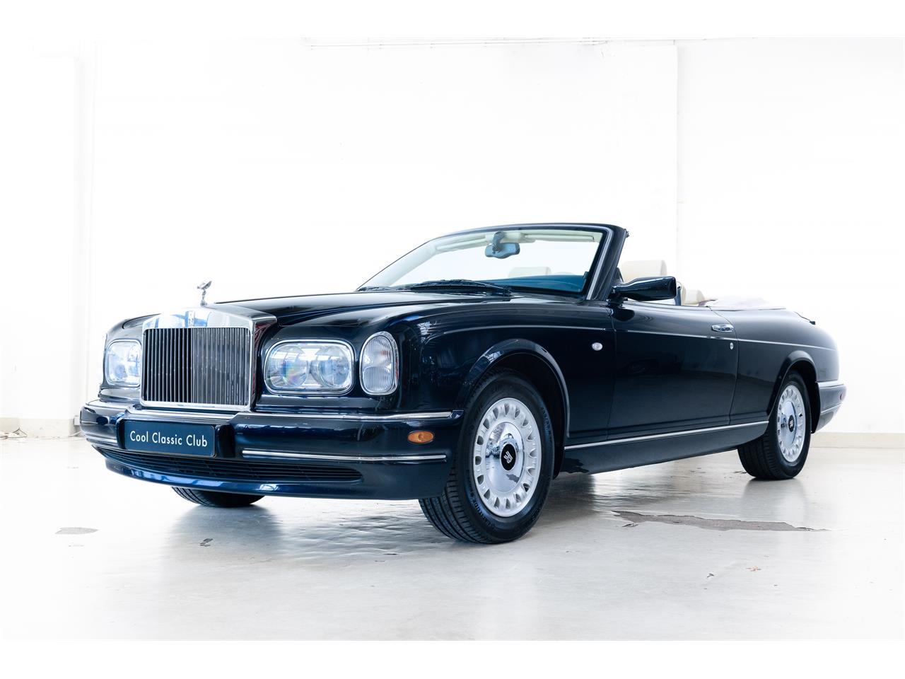 2000 rolls-royce corniche v