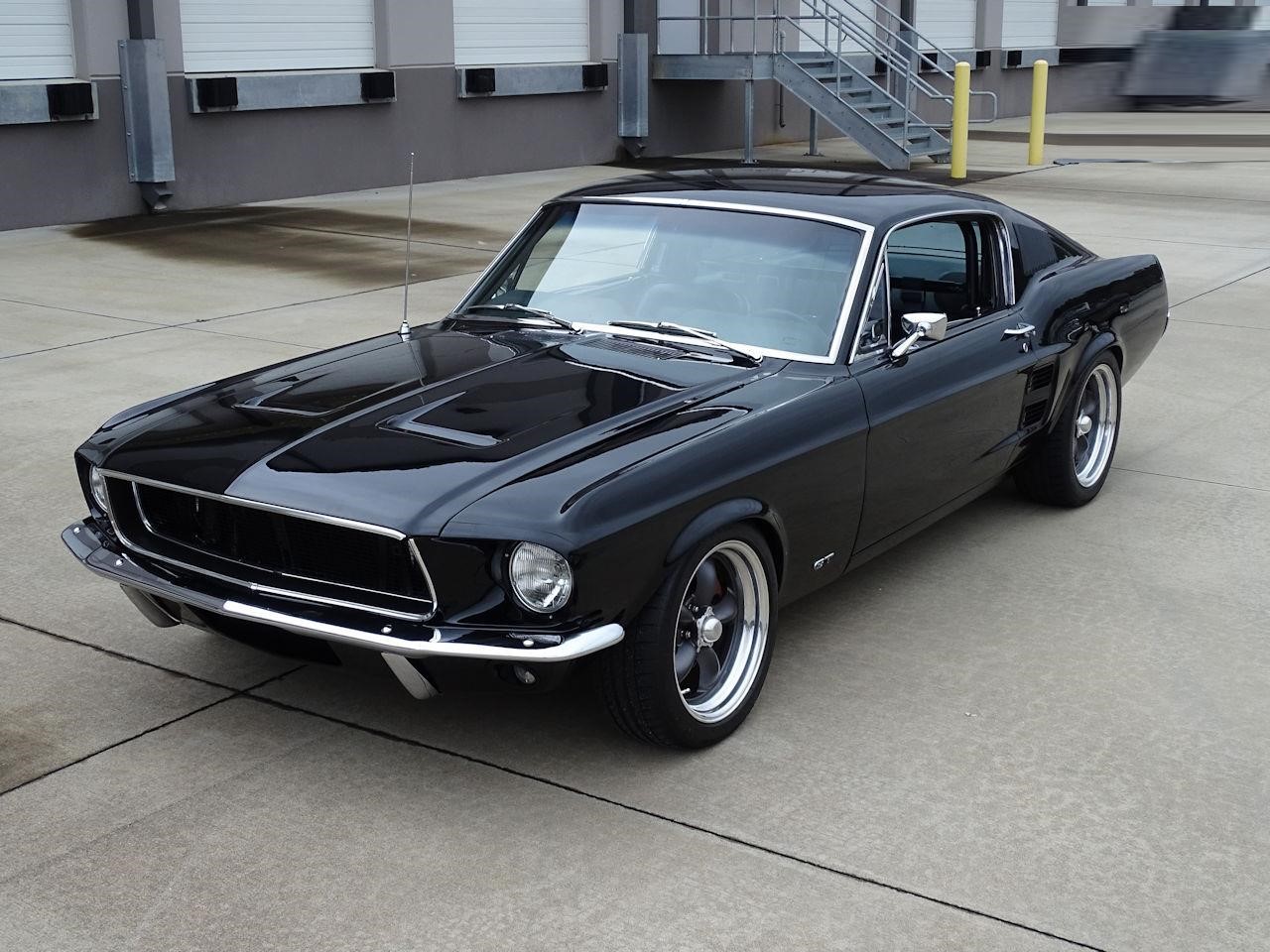 1967 ford mustang