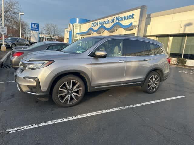 2022 honda pilot touring 8-passenger