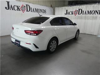 2022 Kia Rio lx