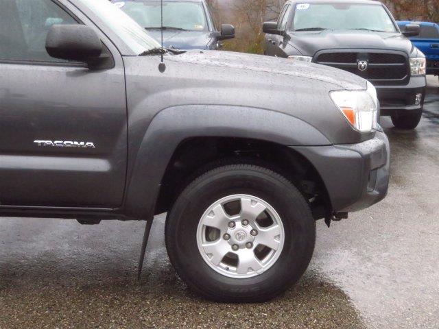 2015 toyota tacoma v6 4x4 v6 4dr double cab 6.1 ft sb 5a for sale in jefferson, west virginia