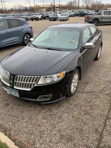 2011 lincoln mkz base