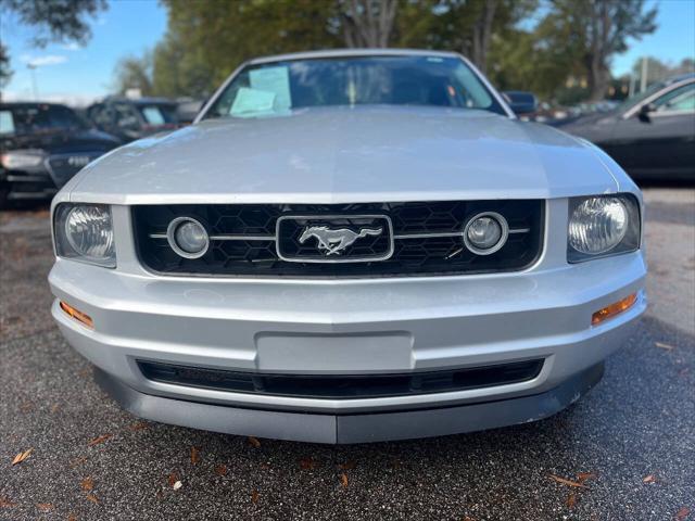 2008 ford mustang premium