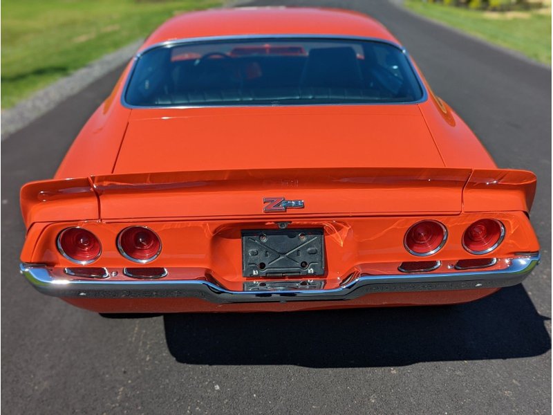 chevrolet camaro custom coupe