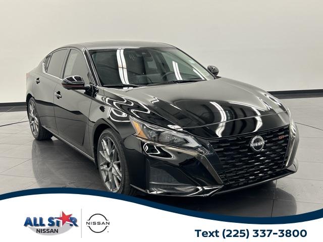 2023 nissan altima 2.0 sr
