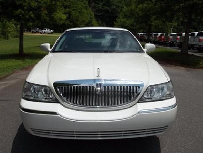 obo 2003 lincoln town car executive in felicity, oh
