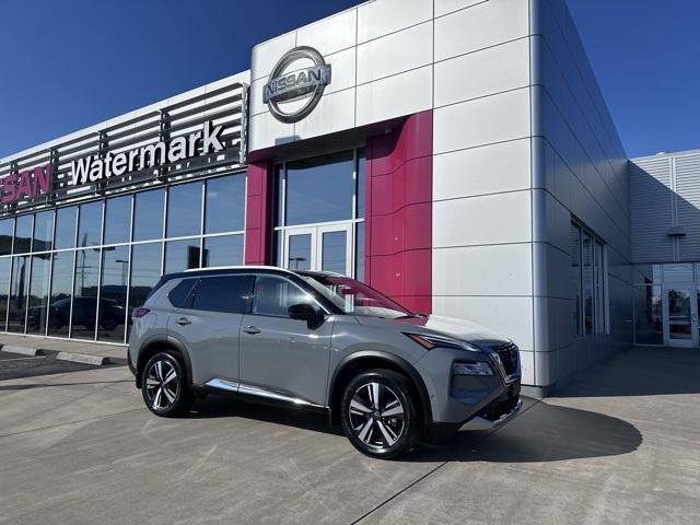 2022 nissan rogue platinum