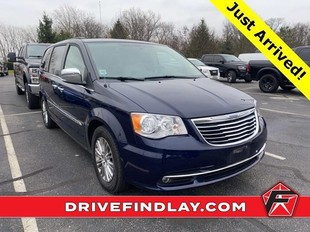 2015 chrysler town & country touring-l
