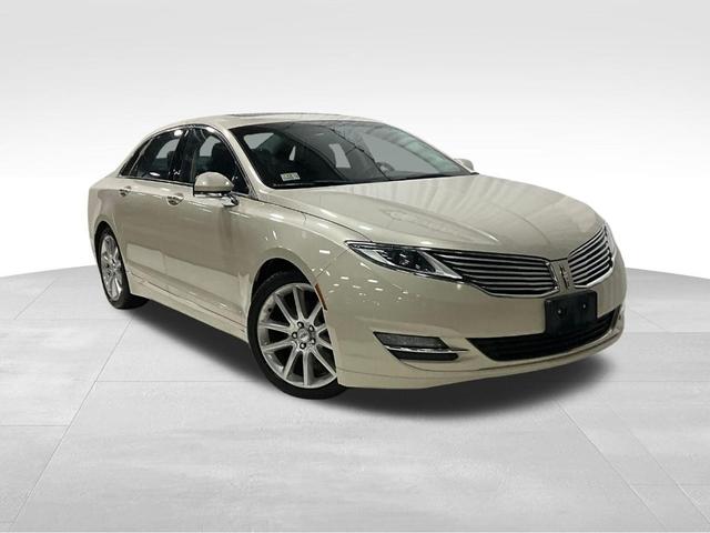 2014 lincoln mkz base