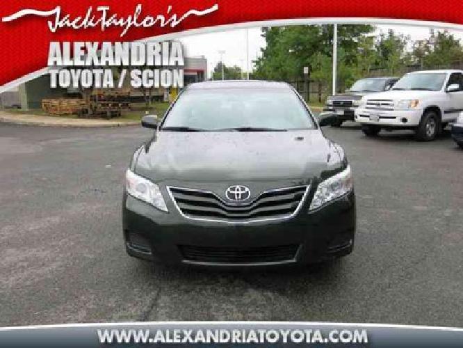 2011 toyota camry le in alexandria, va