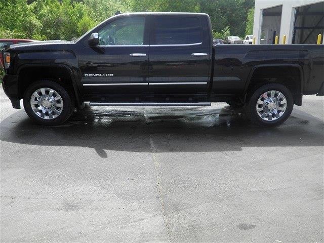 2016 gmc sierra 2500hd denali 4x4 denali 4dr crew cab sb for sale in croydon, new hampshire